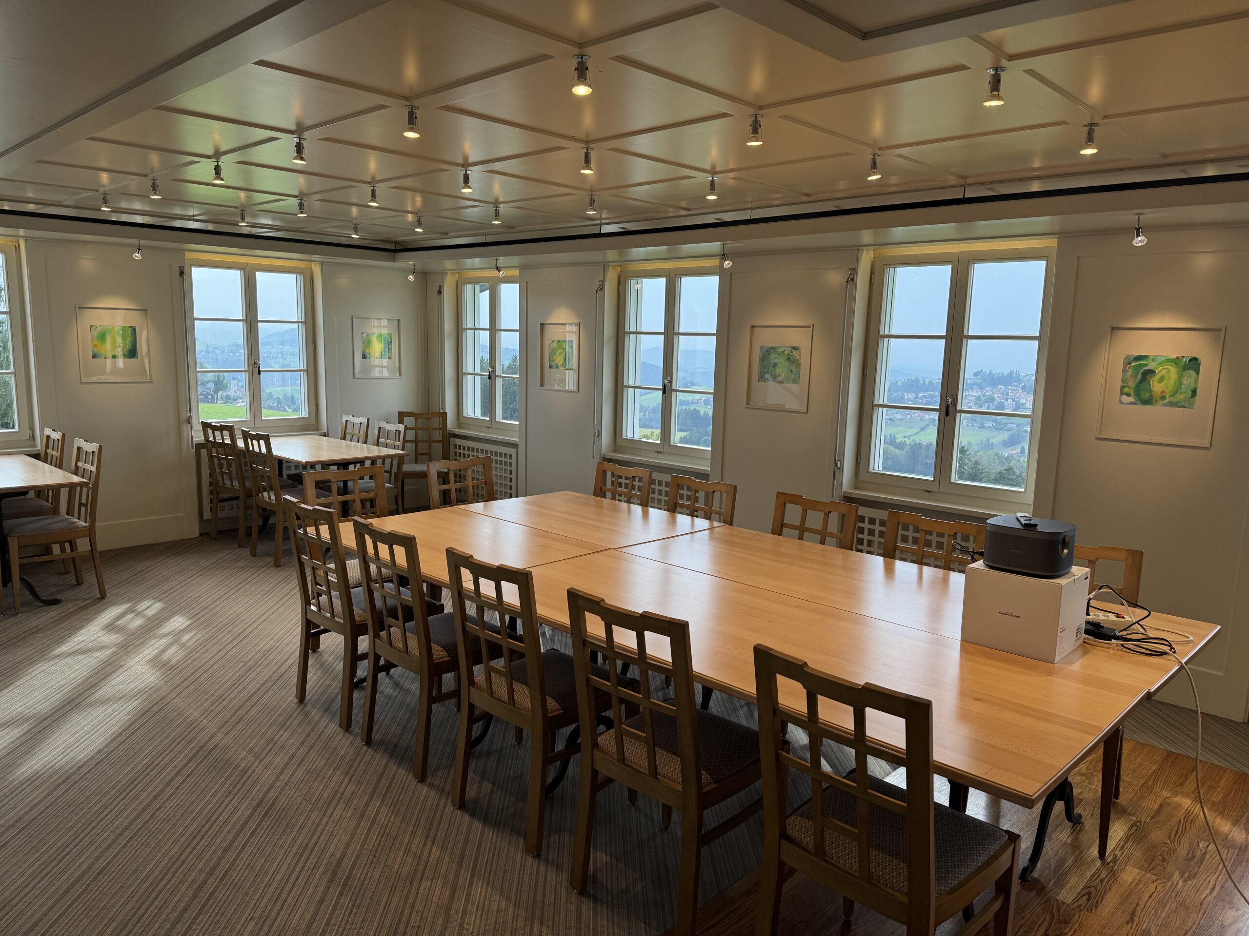 Saal mit Seminarbestuhlung